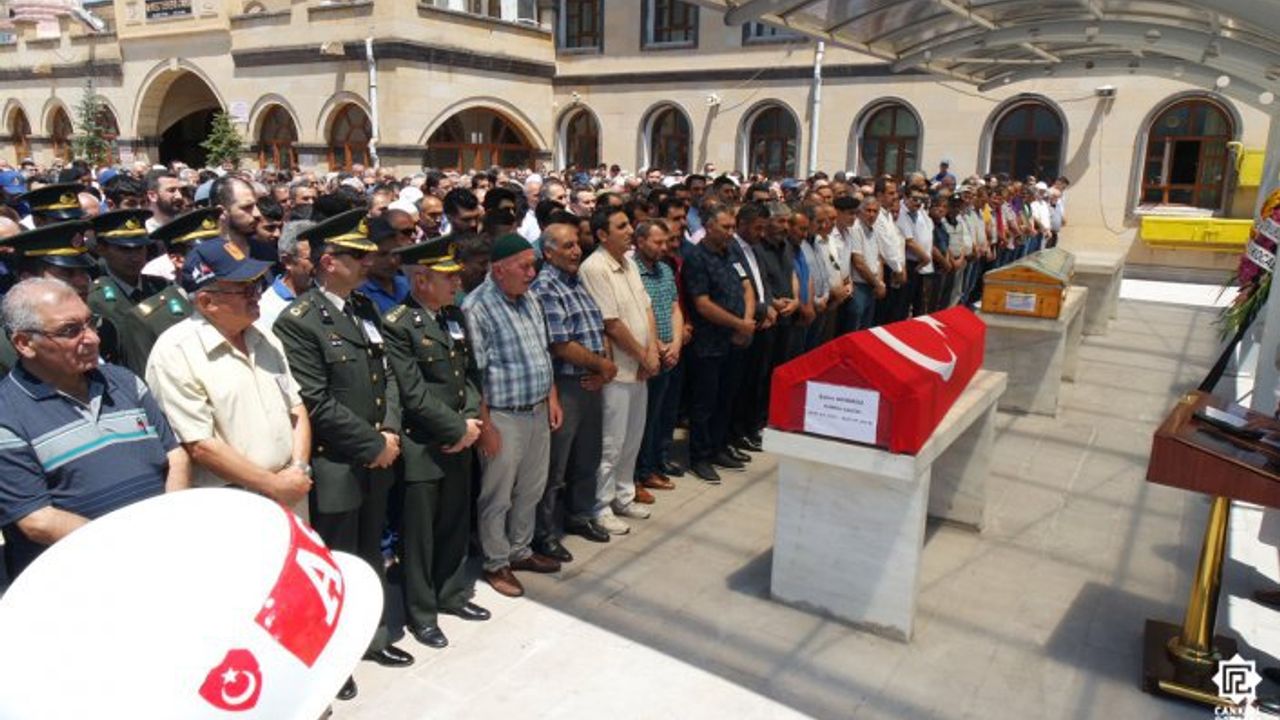 Kıbrıs Gazisi Şahin Demiröz Son Yolculuğuna Uğurlandı