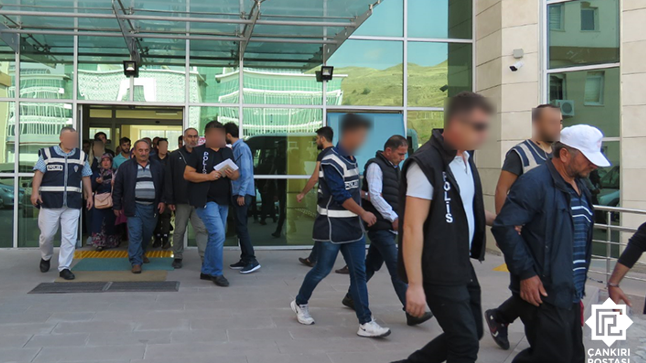 Çankırı'da çeşitli suçlardan aranan 14 kişi yakalandı