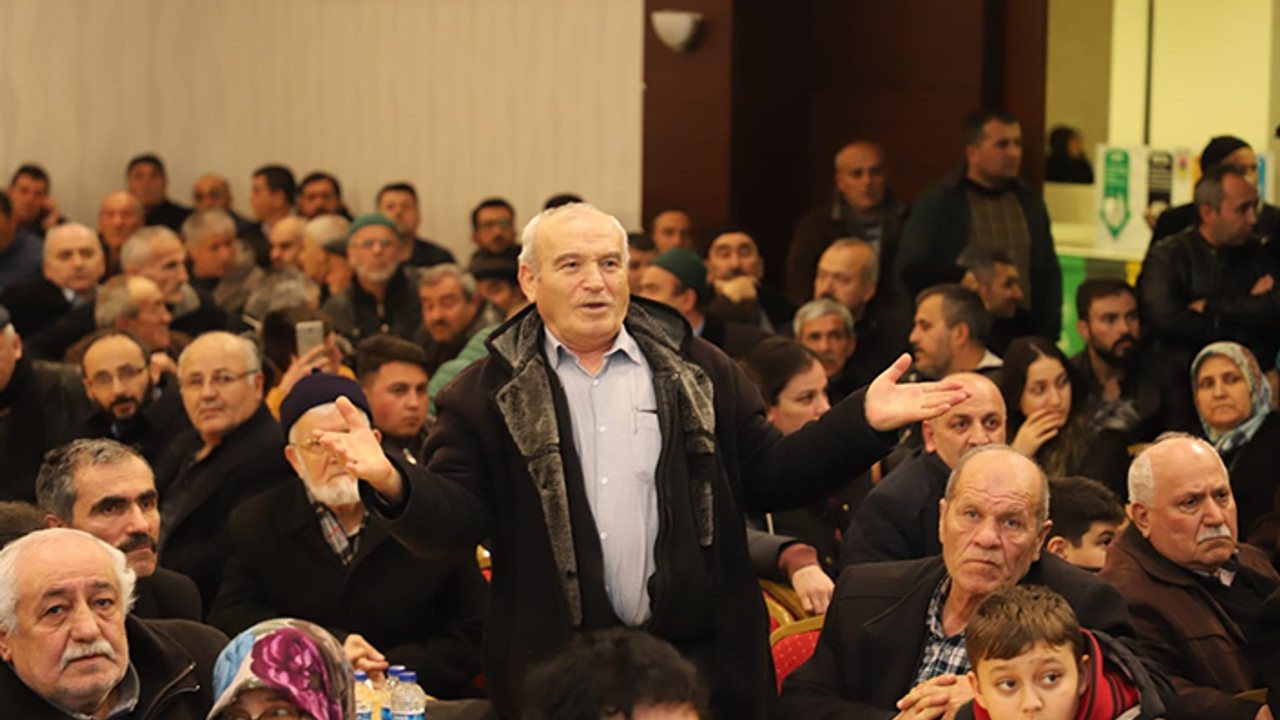 Başkan Esen Mahalle Sakinlerini Dinliyor