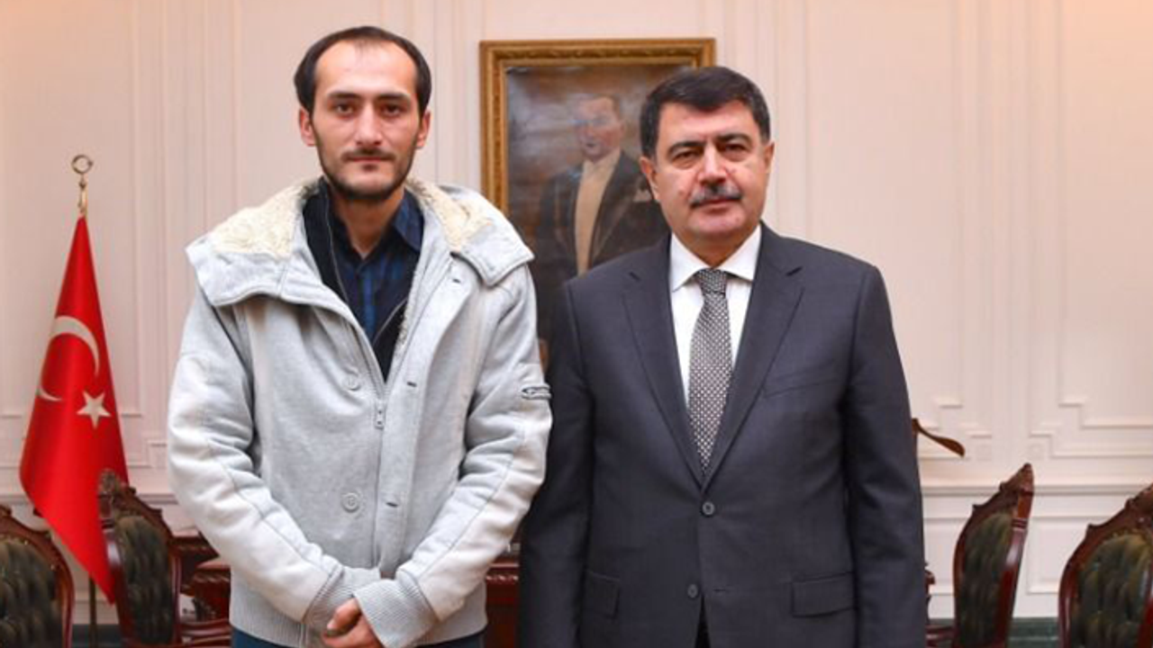 Çankırılı Hasan yeni görüntüsüyle yüz güldürdü!