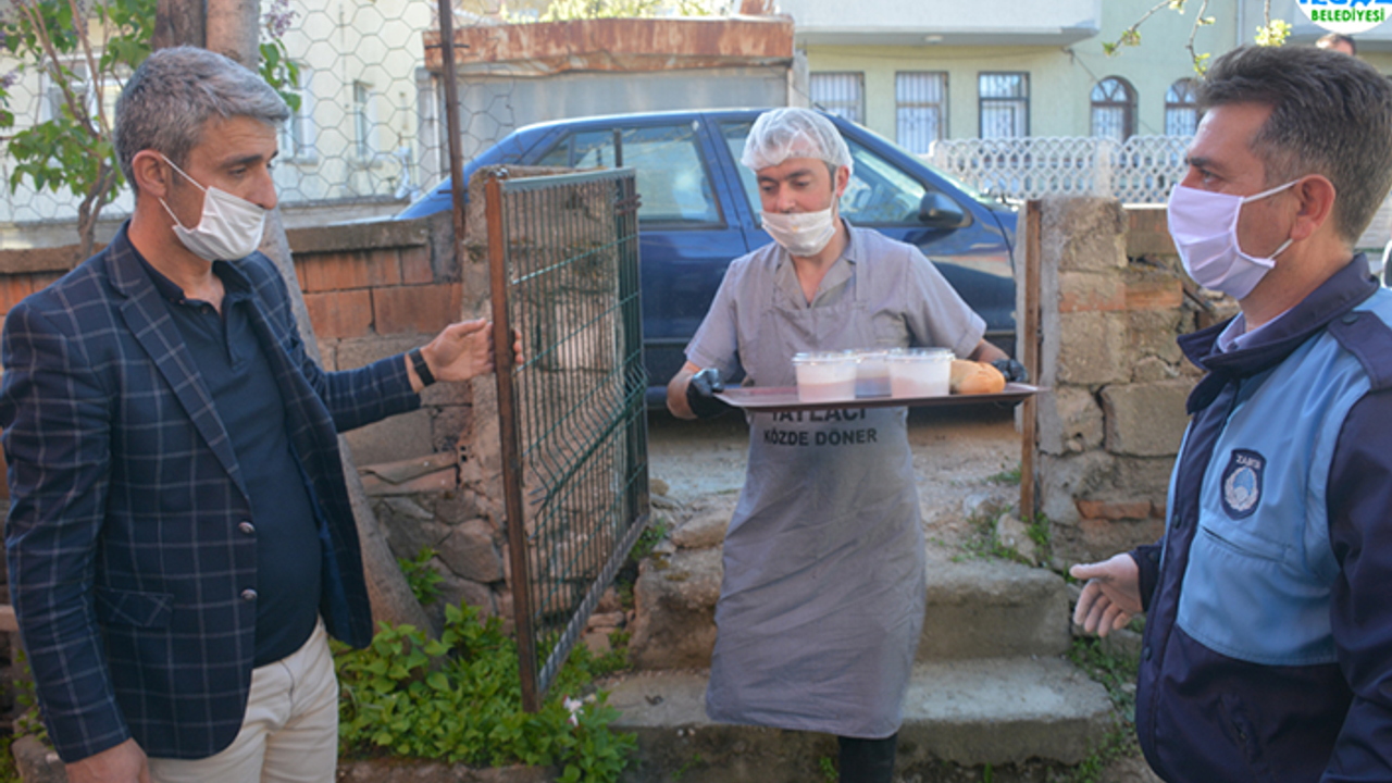 Ilgaz Belediyesinden 250 haneye sıcak yemek servisi!