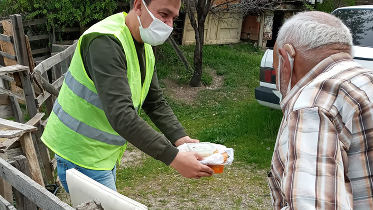 Çankırı’da 608 Aileye Sıcak Yemek Hizmeti