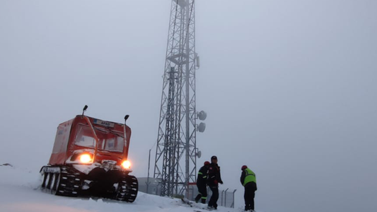 Arızalanan GSM Baz İstasyonuna AFAD ulaştırdı!