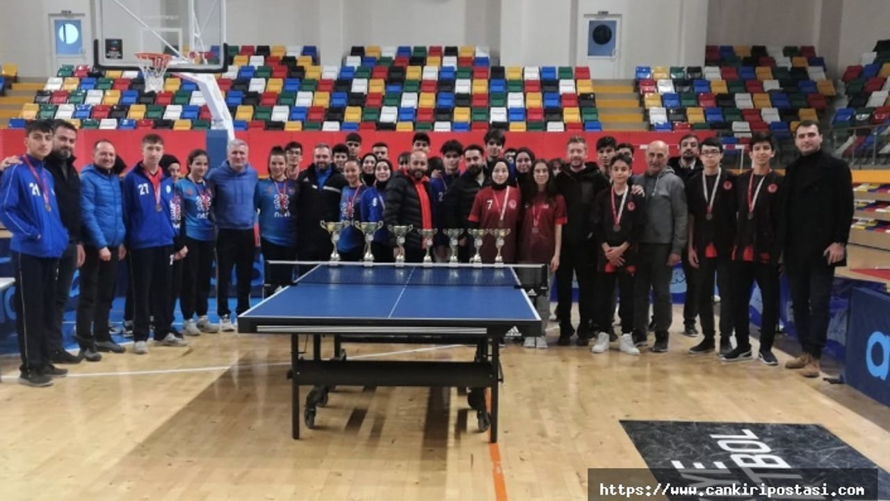 Okullar Arası Masa Tenisi Müsabakaları Tamamlandı