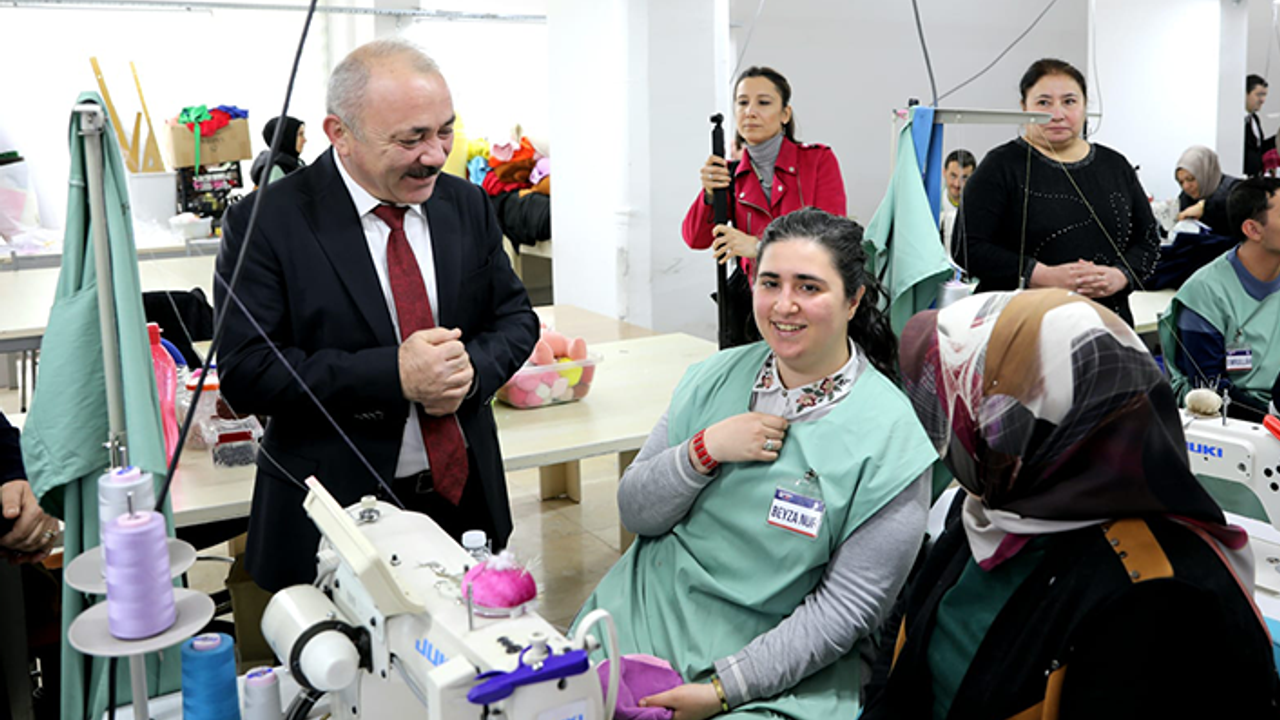Çankırı Belediyesinin Engel Tanımaz Projesi başladı
