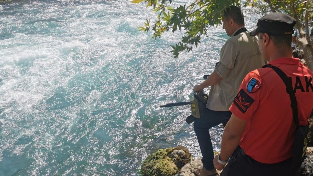 Irmak yatağı değiştirildi, kaybolan gence ulaşılamadı