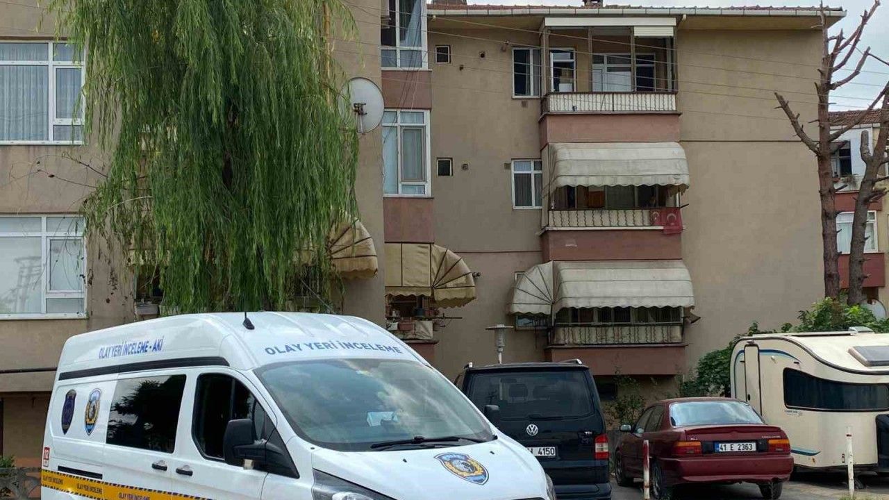 22 yaşındaki genç yatağında ölü bulundu