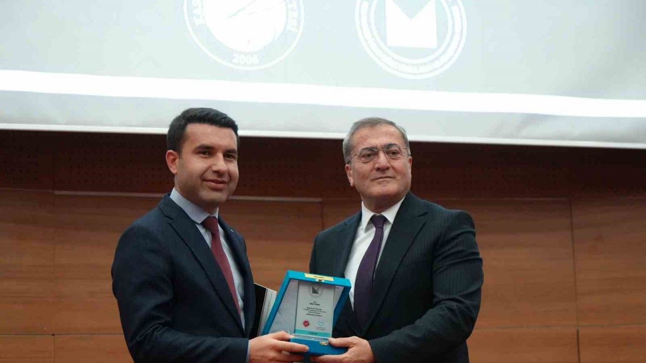 151 tez yazısının yarıştığı "6. Muhammed İhsan Oğuz Araştırma Ödülleri" sahiplerini buldu