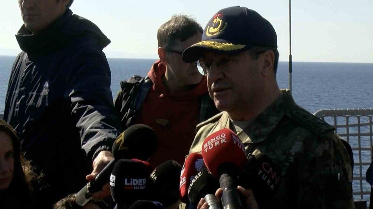 Deniz Kuvvetleri Komutanı Oramiral Tatlıoğlu: "Karadeniz’deki bütün mayınları biz temizleyeceğiz"