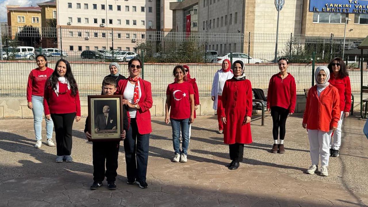 Çankırı Yetişkin Drama Kursunda Cumhuriyet Ruhu Sahneye Taşındı