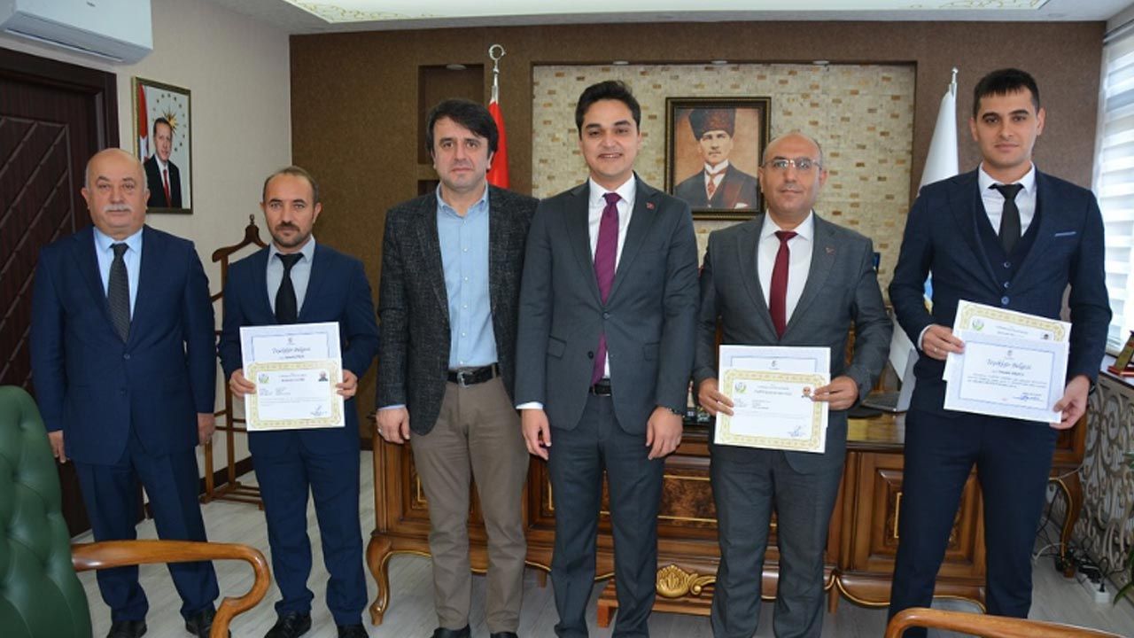 Dijital Tapu ve e-Arşivde Türkiye'de İlk Olan Yapraklı Ödüllendirildi
