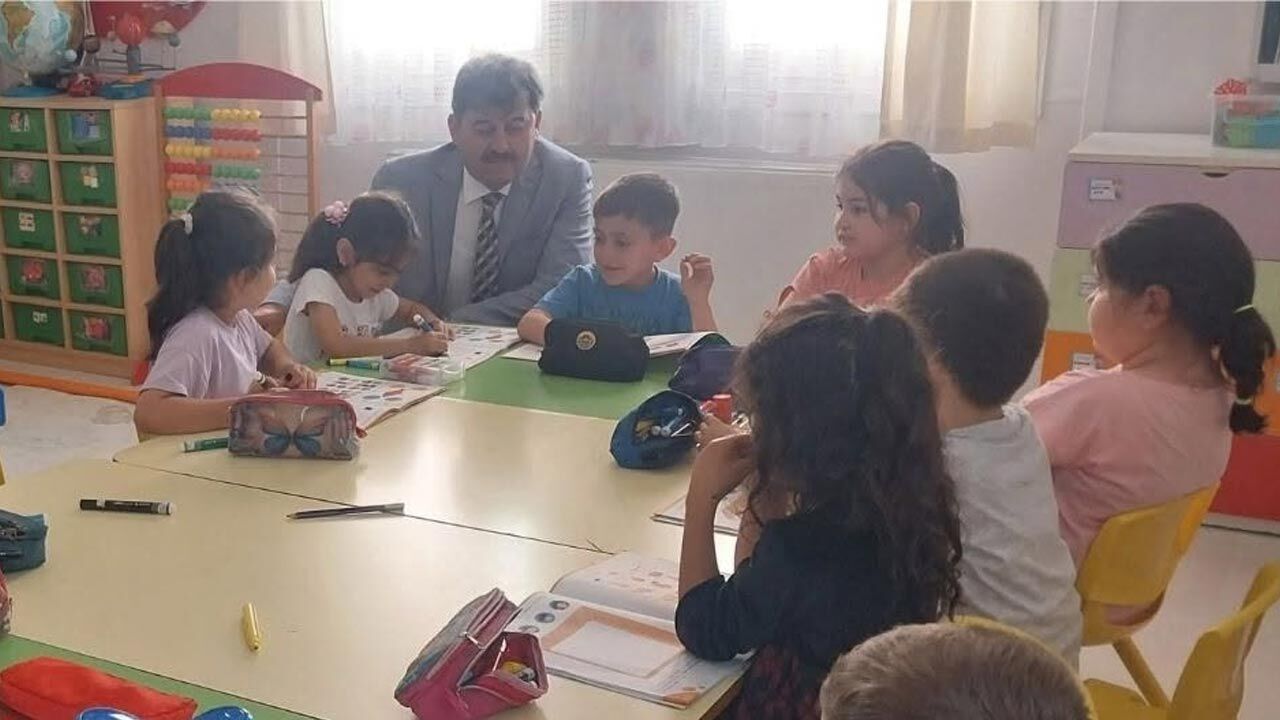 Çankırı Millî Eğitim Müdürü Işık Dr. Refik Saydam İlkokulunu