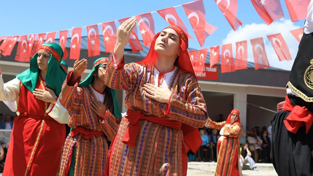 Seyyid Hacı Ali Turabi Mart köyü’nde semah ve dualarla anıld