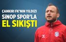 Çankırı FK’nın yıldızı Sinopspor’la el sıkıştı