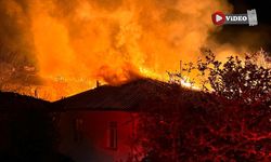 Çankırı'da çıkan yangında 4 ev ve 2 ahır yandı!