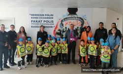 Minik öğrenciler İl Emniyet Müdürlüğü’nü ziyaret etti