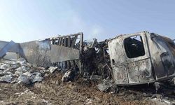 Konya’da devrilen tır yandı, sürücü kurtarılamadı
