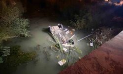 Manavgat’ta otomobil kanala uçtu: 1 ölü, 4 yaralı