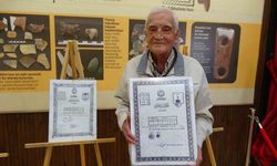 Emekli valinin müzeye bağışladığı, babasına ait 105 yıllık diploma ilgi odağı oldu