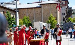 Dede Korkut 29. Uluslararası Kültür ve Sanat Şölenleri renkli görüntülere sahne oldu