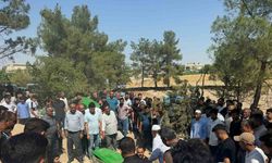 Fırat Nehri’nde boğulan iki kız kardeş yan yana defnedildi