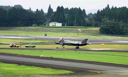 İngiltere’ye ait F-35B savaş uçağı Japonya’ya acil iniş yaptı