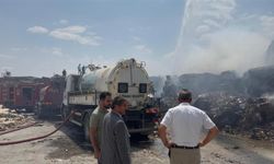 Çerkeş OSB’de hammadde deposu alevlere teslim oldu