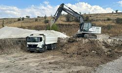 Çankırı’da kilit parke üretim tesisi için ilk kepçe vuruldu