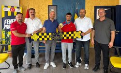 Avrupa Şampiyonu Halterciye Çankırı Fenerbahçeliler Derneği’nden ödül