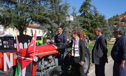 Kastamonulu çiftçi, Gazze’ye destek için traktörünü satışa çıkardı