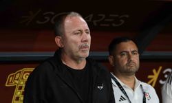 Trendyol Süper Lig: Göztepe: 2 - Beşiktaş: 0 (İlk yarı)
