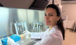 Türkiye’de yapılan çalışmada HIV ile yaşayan her 3 kişiden 1’inde frengi görüldü