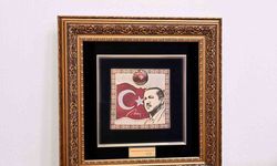 MHP Genel Başkanı Bahçeli’den Cumhurbaşkanı Erdoğan’a hediye