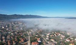 Sındırgı’da sis ve yıkım bir arada: Deprem bölgesi havadan görüntülendi