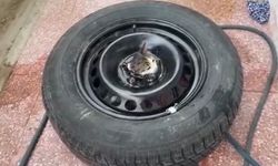 Çankırı'da stepneye sıkışan yavru kediyi itfaiye kurtardı