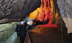Turistik Karaelmas Ekspresi yolcularını Madenci Korosu karşıladı