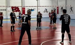 Çerkeş’te Cumhuriyet Voleybol Turnuvası Heyecanı Sürüyor