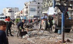 Gazzeliler "Yeniden İnşa Edeceğiz" kampanyası başlattı