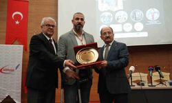 İsrail saldırısında bir bacağını kaybeden Filistinli gazeteci, Gazze'deki zulmü anlattı