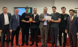 Çankırı'da Şiir, Makale ve Bilgi Yarışmalarında Dereceye Giren Öğrenciler Ödüllerini Aldı