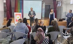 İlker Tuncay İlkokulu’nda Ebeveyn Kurs Programı Düzenlendi