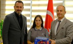 Nevzat Ayaz SBL Öğrencisi “1 Kural, 1 Ömür” Yarışmasında Birinci Oldu