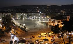 Çankırı Kent Meydanı Işıklandırmasıyla görücüye çıktı