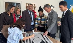 Gençlik ve Spor İl Müdürü Sadık Ak, Ilgaz Resim Atölyesi’ni Ziyaret Etti