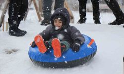Bolu'da eğitime kar engeli: Okullar 1 gün tatil edildi