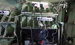 Filistinli genç, İsrail zırhlı aracını şarj istasyonuna çevirdi