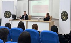 ÇAKÜ’de “Çocuk Hakları ve Devletin Yükümlülüğü” Konferansı Düzenlendi