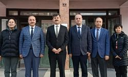 Çankırı İl Müdürü Ayhan Işık’tan Mehmetçik Ortaokuluna Ziyaret