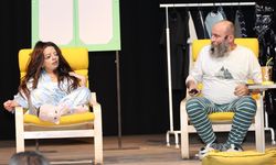 “Hangisi Gerçek” Çerkeş’te 800 Kişiyi Kahkahaya Boğdu