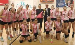 Çankırı Mehmetçik Ortaokulu Yıldız Kızlarda İl Birincisi Oldu